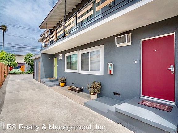 2nd image of 5401 Smiley Dr APT 1