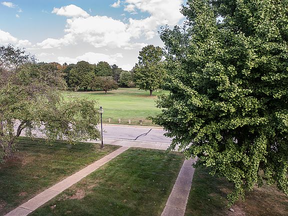 4th image of 3300 Alpine Dr Unit 10