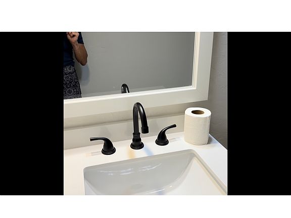 4th image of 1909 Oakwood Dr