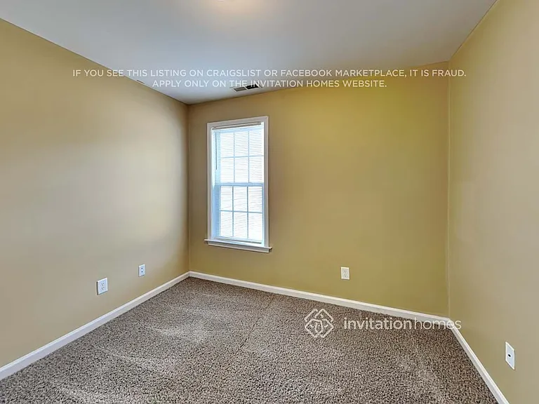 302 Whitehall Ct — Photo 9