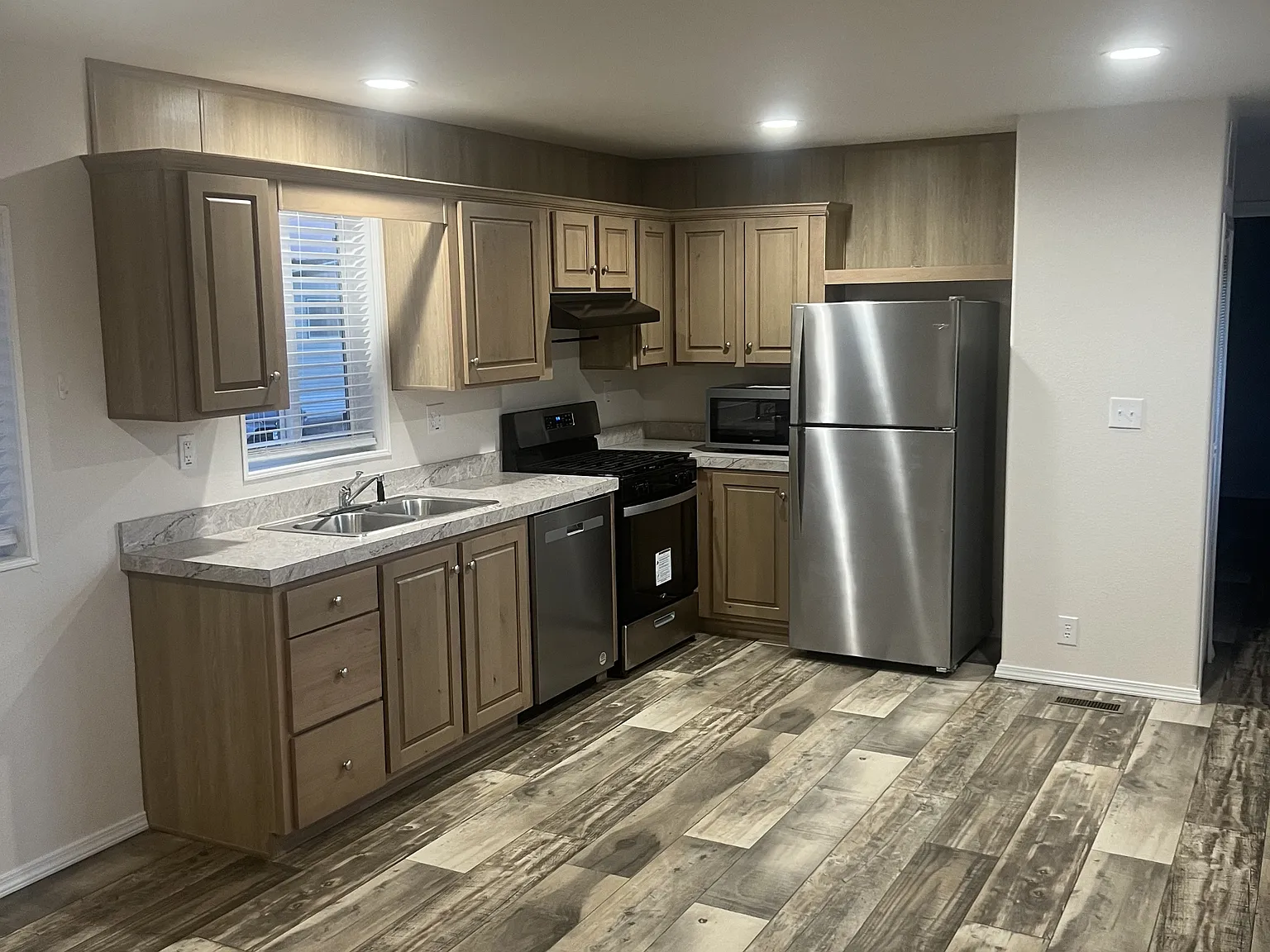Northside Dr - Park A - 109 — Photo 1