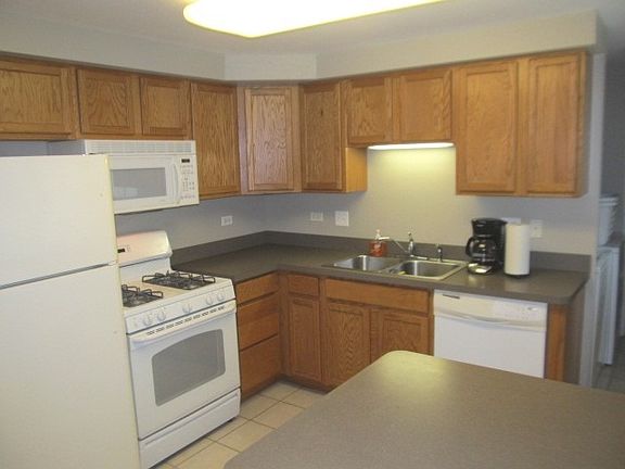 5th image of 629 Balboa Ct