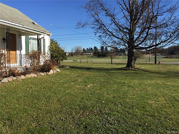 3rd image of 2358 Mildred Ave
