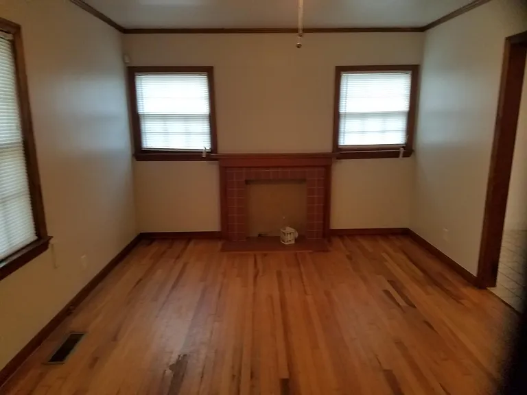 3301 E Jasper St — Photo 3
