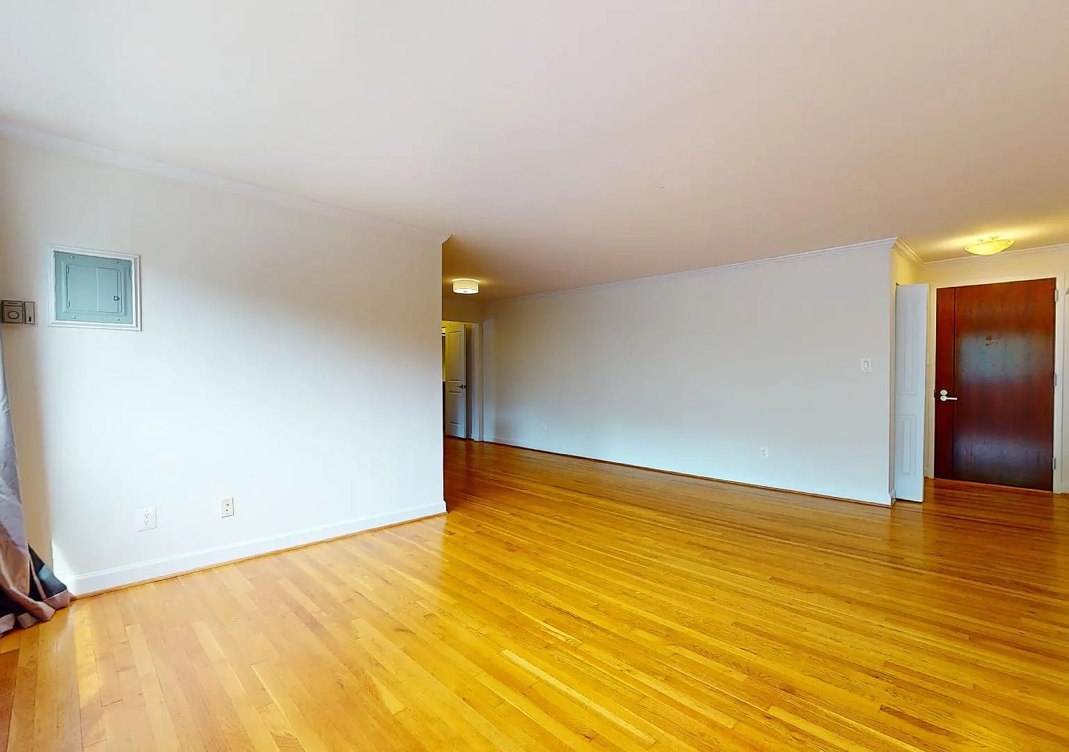 2725 39th St NW, Unit 403 (DC) - 403 — Photo 3