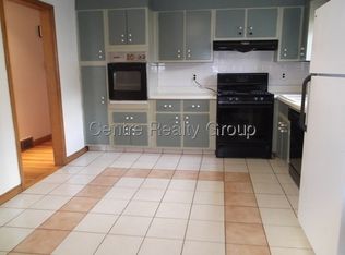 14 Heather Rd, Watertown, MA 02472