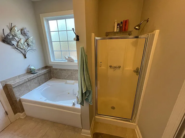 34 Woodbury Ln — Photo 16