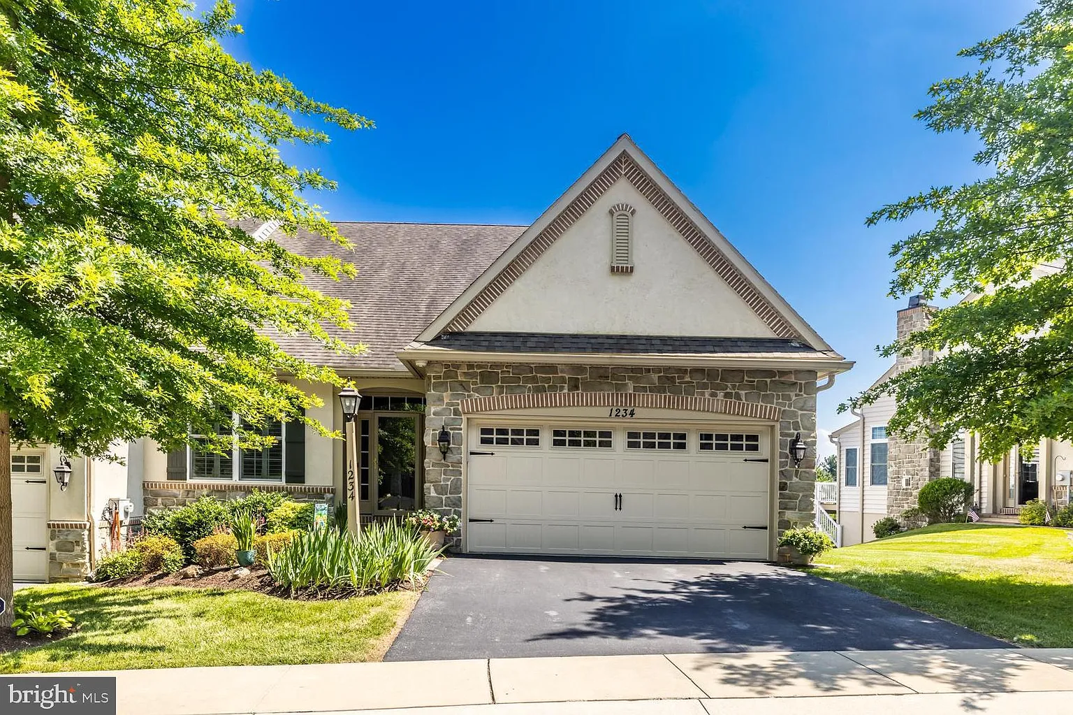 1234 S Red Maple Way photo 1