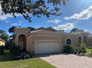5755 Sunberry Cir, Fort Pierce, FL 34951