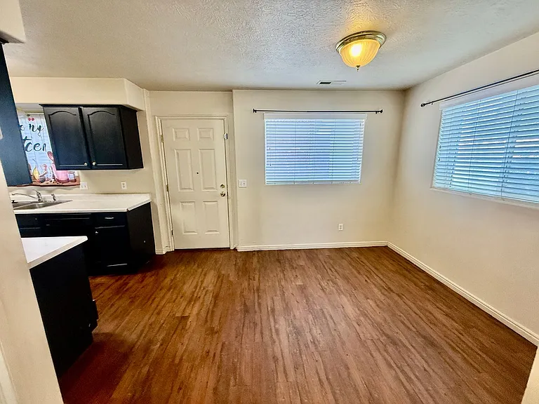 640 N 2720 E #1 — Photo 5