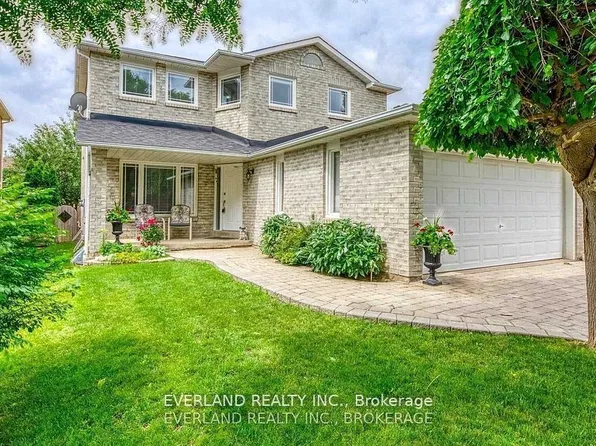 249 Nottingham Dr, Oakville, ON L6H 4H9