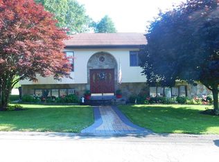 523 Wood St, Fall River, MA 02721