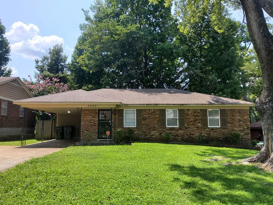 3705 Julia St