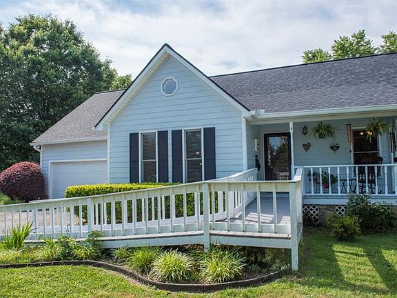 4th image of 169 Bradford Dr SE