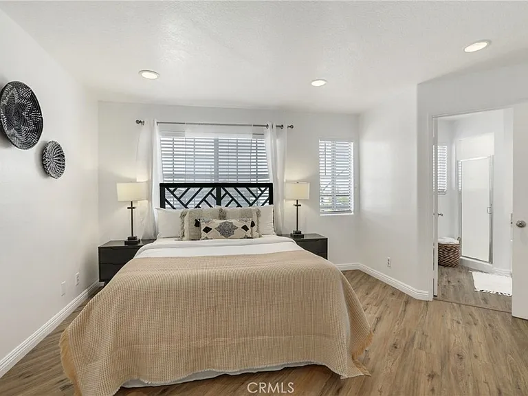 7050 S La Cienega Blvd #6 — Photo 12