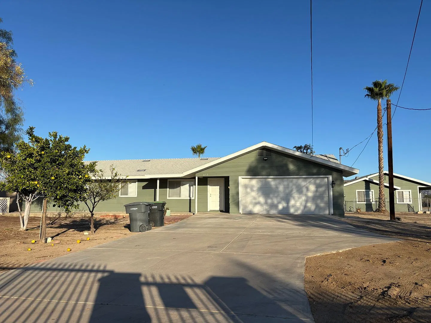 4 bed, 2.0 bath, $3,000 — Photo 1