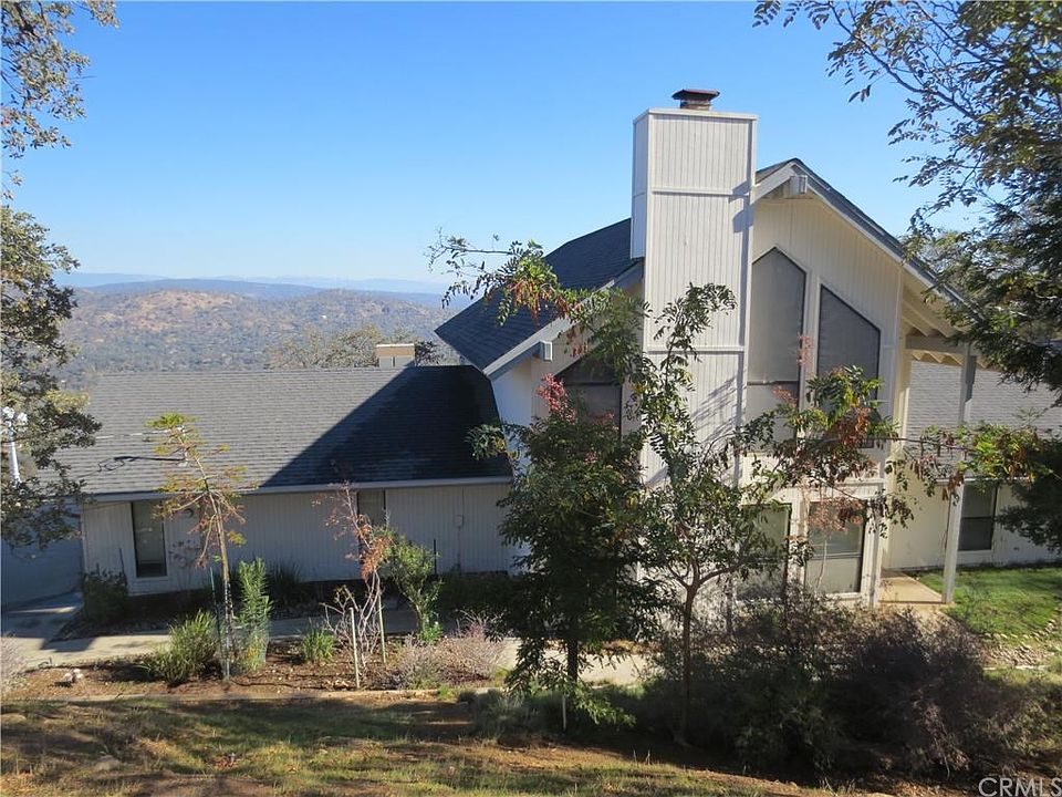 1st image of 41346 Lilley Mountain Dr