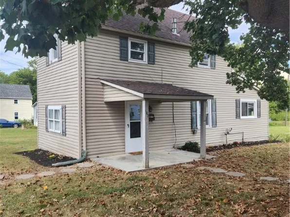 182 Indiana Avenue, Sellersburg, IN 47172