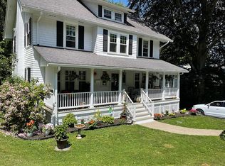 12 Ivanhoe Rd, Worcester, MA 01602