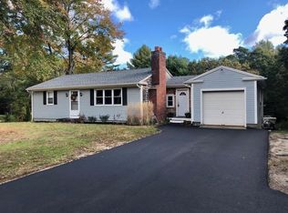 102 Federal Furnace Rd, Plymouth, MA 02360