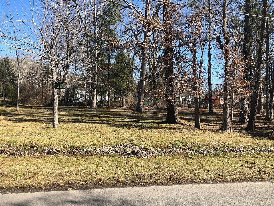 2nd image of Greenbrier Ave