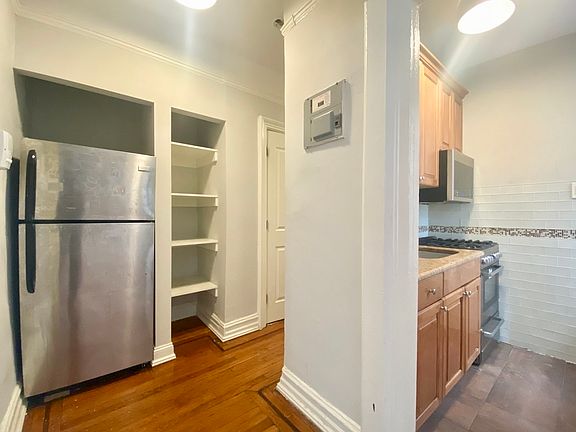 5th image of 73 Eastern Pkwy #3A