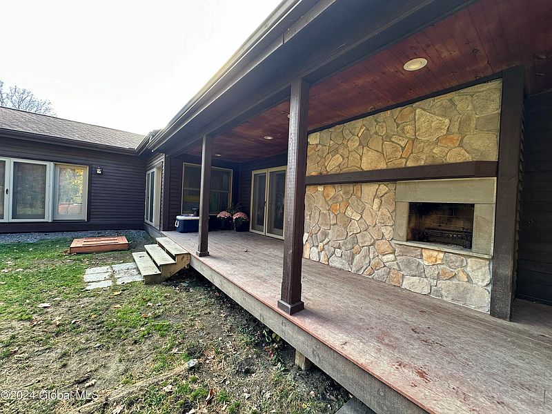 5th image of 20 Stanton Road