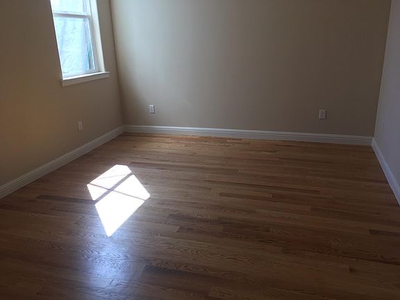 4th image of 2273 Mission St