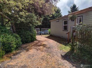 687 Chenois Ave NE, Ocean Shores, WA