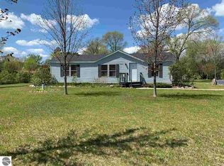 8802 Cedar Run Rd, Traverse City, MI 49684