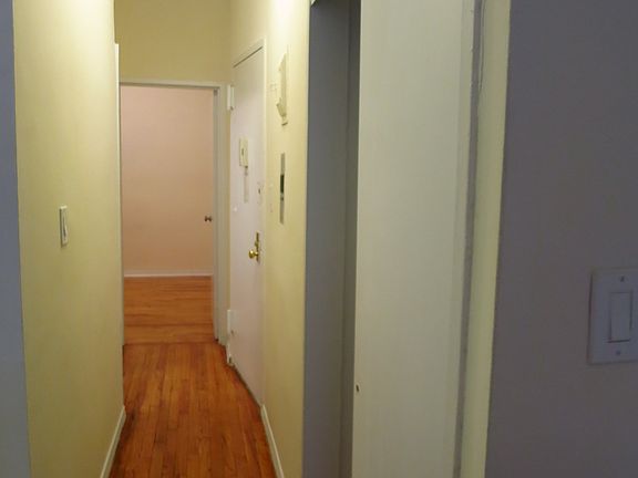 3rd image of 427 E 83rd St APT 3a