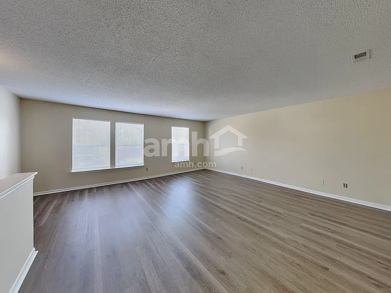 10398 Mohawk Trl — Photo 9