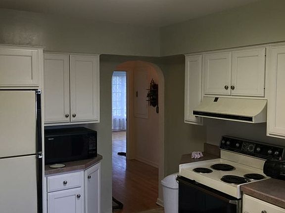 2nd image of 640 Hemphill Blvd