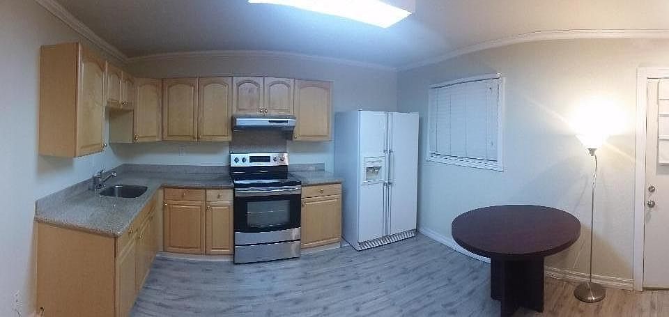 Kitchen/Living Room Combo Space