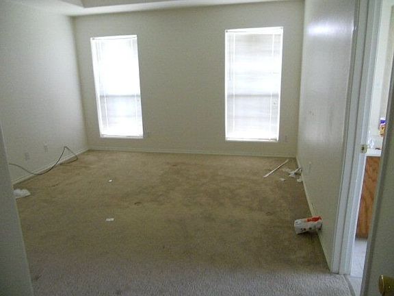 5th image of 2011 Baylor Ave
