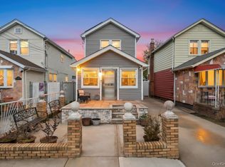 21867 110th Ave, Queens Village, NY 11429