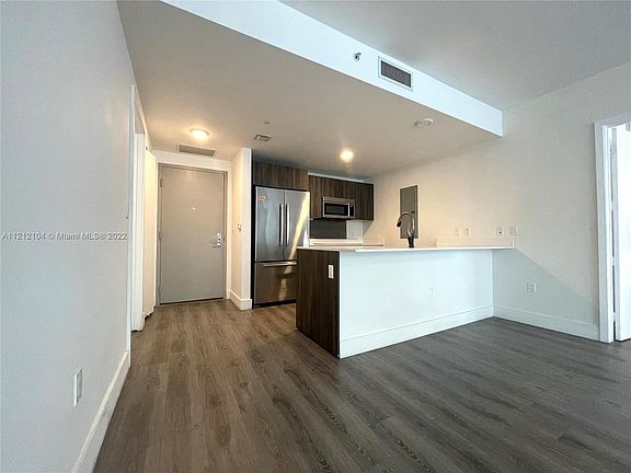 3rd image of 488 NE 18th St Unit 209