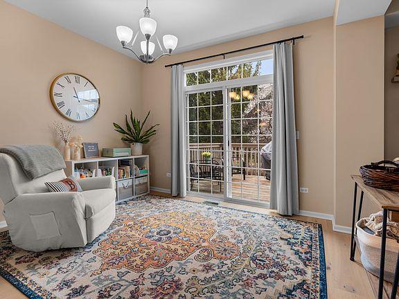 5th image of 810 Oak Hollow Rd