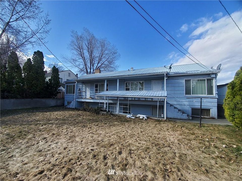 2nd image of 221 S Main St