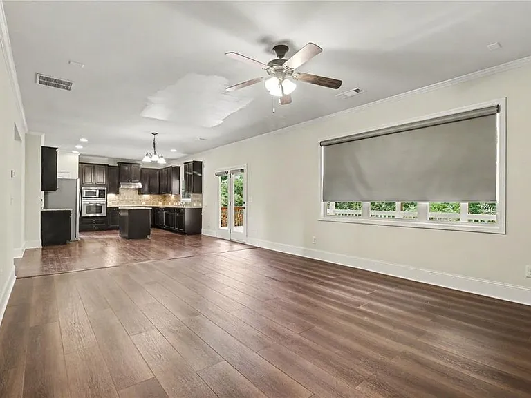 550 Nichols View Way — Photo 21