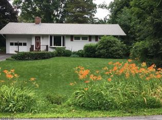 19 Hillcrest Ave, Newton, NJ 07860