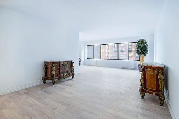 Rented by Compass | media 23