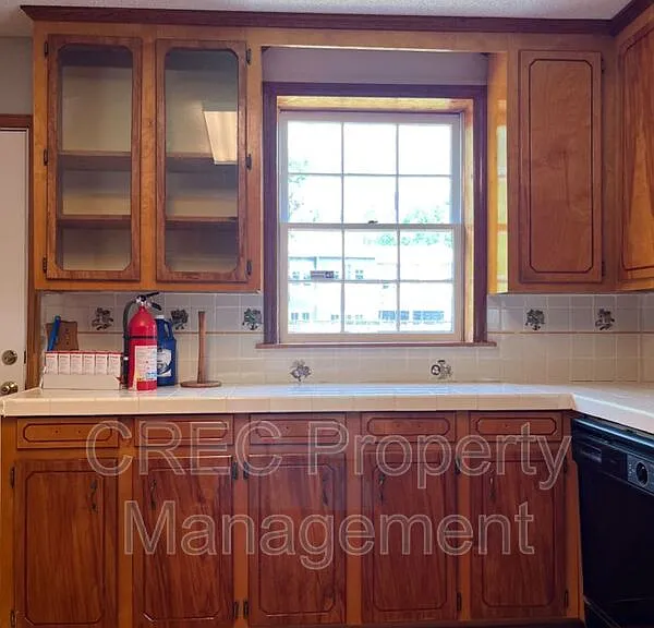 1132 Children Rd — Photo 9