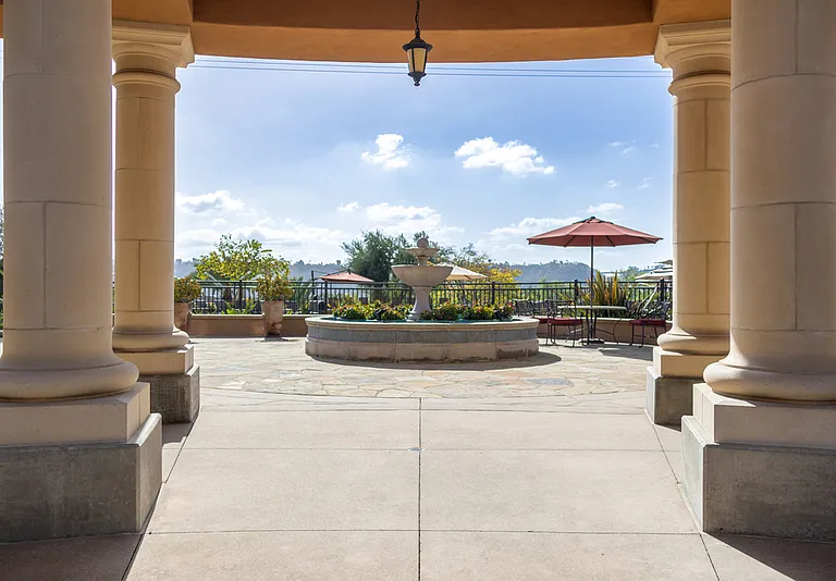 2807 Escala Cir — Photo 22