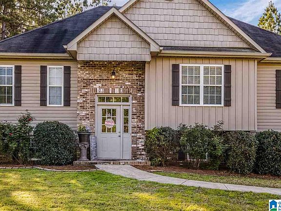 2nd image of 895 Magnolia Crest Ln