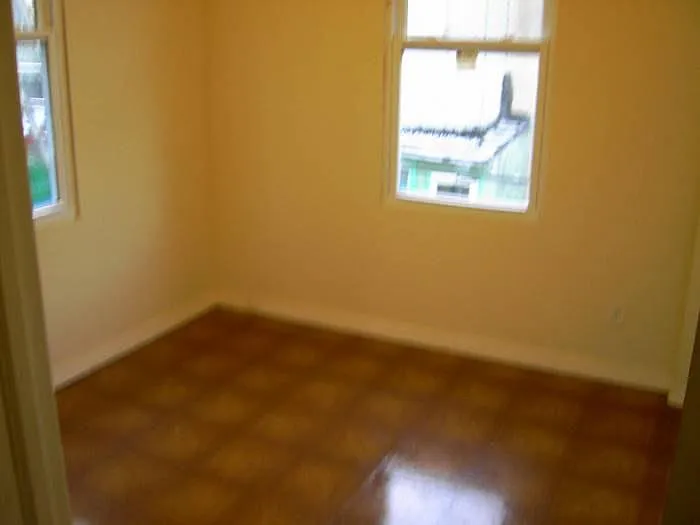 2844 N Lee St — Photo 5