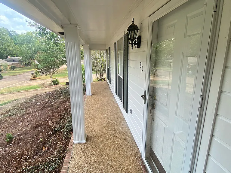 81 Sunline Dr — Photo 5