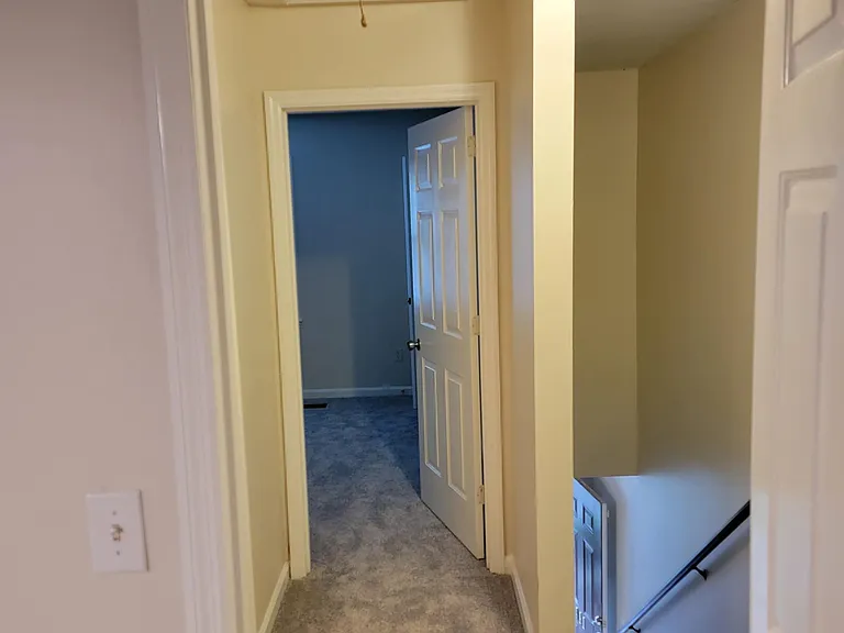 411 Woodsman Ct — Photo 16