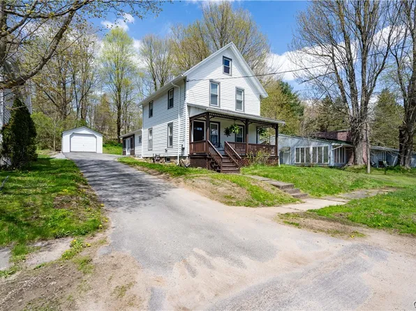 31 Van Buren St, Antwerp, NY 13608