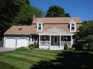 282 Oakhill Ave, Attleboro, MA 02703